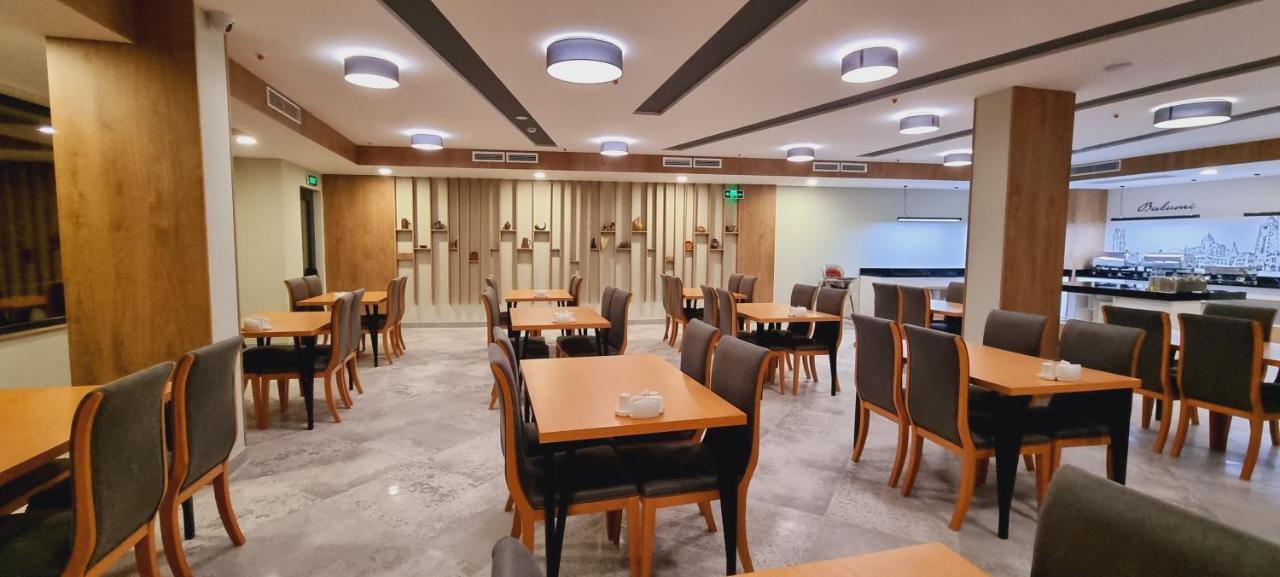 Hotel Salvador Batumi Eksteriør billede